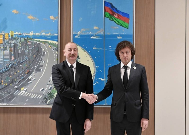 İlham Əliyevin Gürcüstanın Baş naziri ilə görüşü olub -