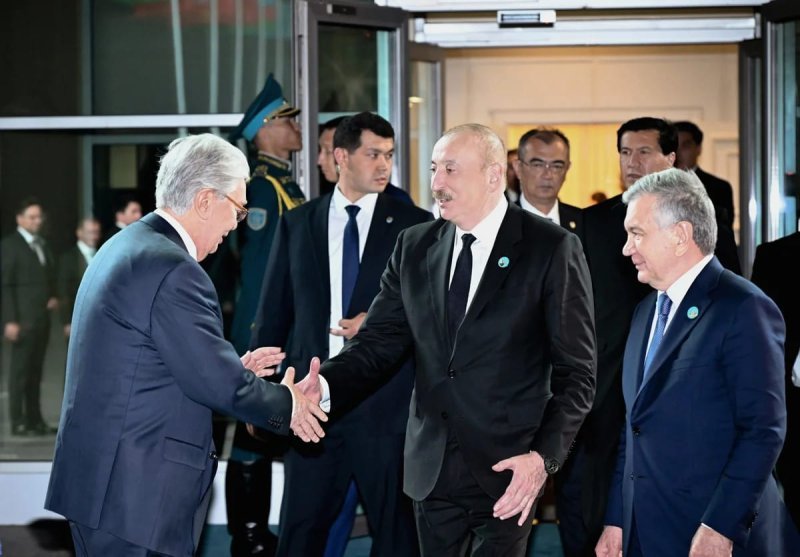 İlham Əliyevin Qazaxıstana səfəri başa çatıb