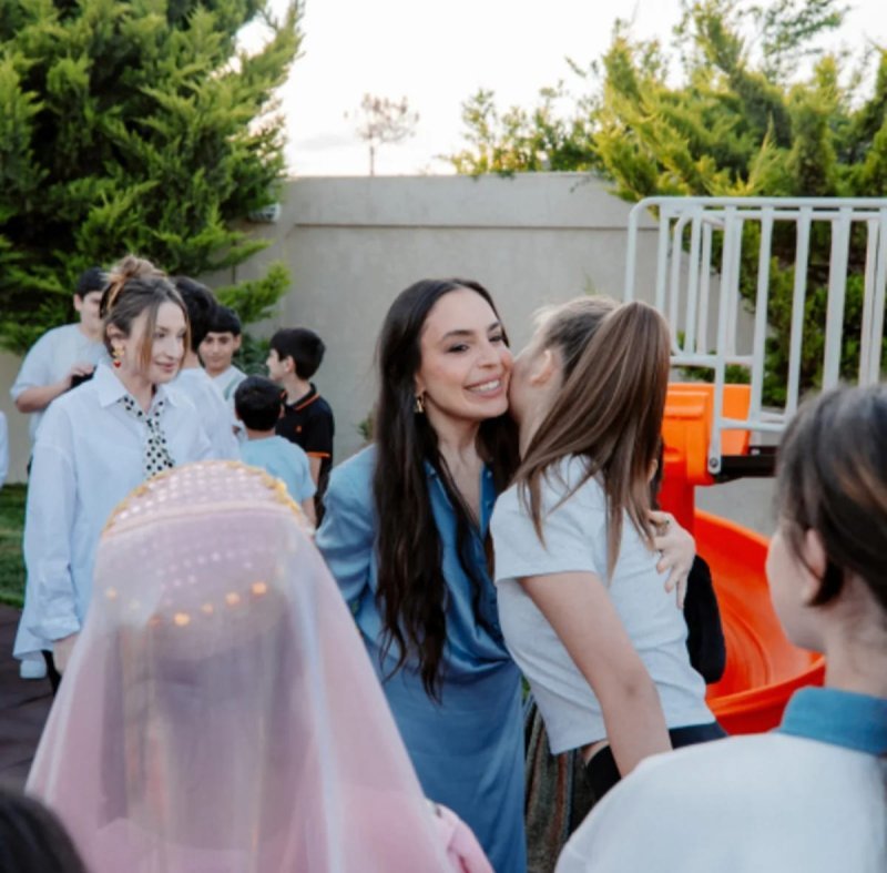 Leyla Əliyeva və Alona Əliyeva Sosial Reabilitasiya Mərkəzini ziyarət ediblər -