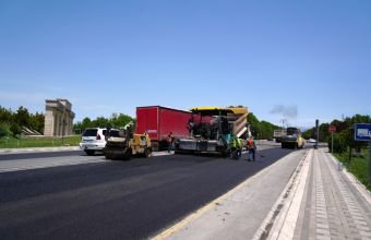 “Naxçıvan-Ordubad” magistral avtomobil yolunda asfaltlanma işləri aparılır -