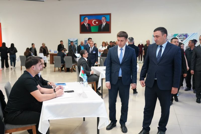 Naxçıvan şəhərində əmək yarmarkası keçirilib -