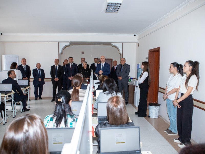 Naxçıvanda İmtahan Mərkəzinə infotur təşkil olunub -