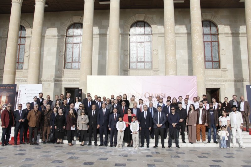 Naxçıvanda “Şərqin qapısı” teatr festivalının rəsmi açılış mərasimi keçirilib -