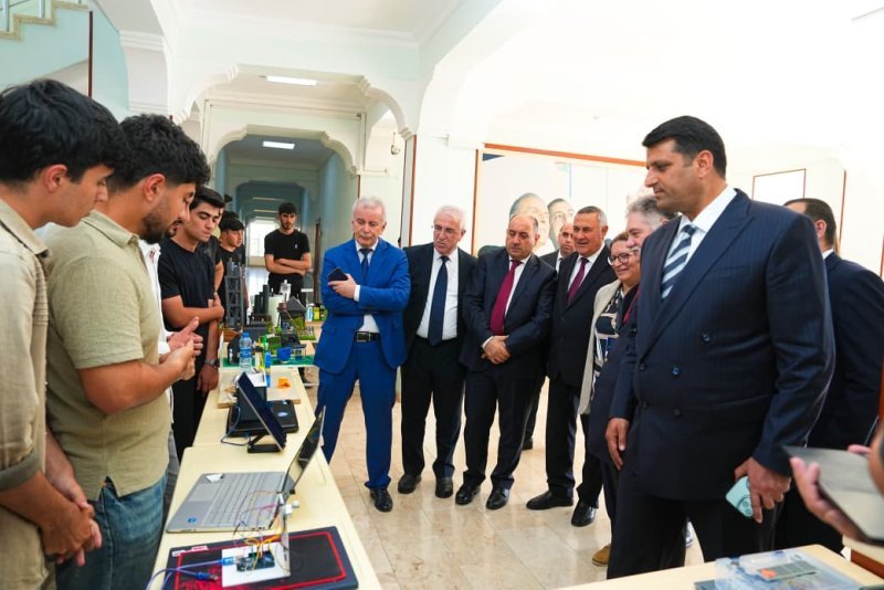 NDU-da süni intellektə həsr olunan beynəlxalq konfrans keçirilib -