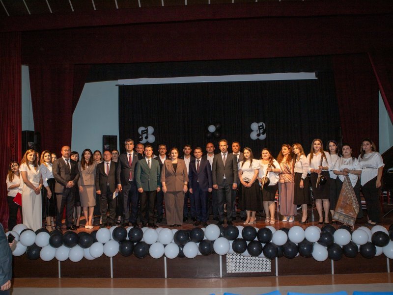 Nehrəm Qəsəbə Uşaq Musiqi Məktəbinin 45 illik yubileyi qeyd olunub -