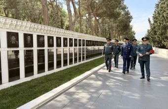 Qazaxıstan nümayəndə heyəti ölkəmizə səfər edib