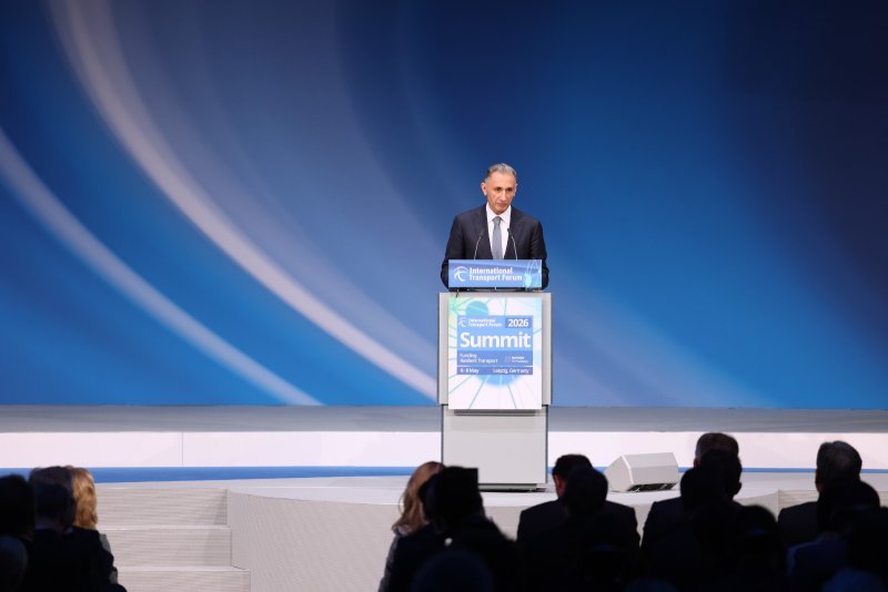 Rəşad Nəbiyev: AYİB Zəngəzur dəhlizinin Naxçıvan hissəsinin maliyyələşdirilməsinə qoşula bilər
