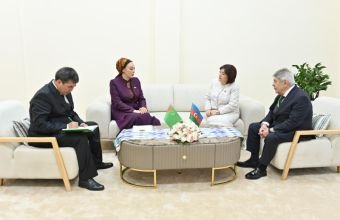 Sahibə Qafarova Buxarada Türkmənistan Məclisinin sədri ilə görüşüb