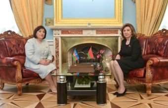 Sahibə Qafarova Natalya Koçanova ilə görüşüb