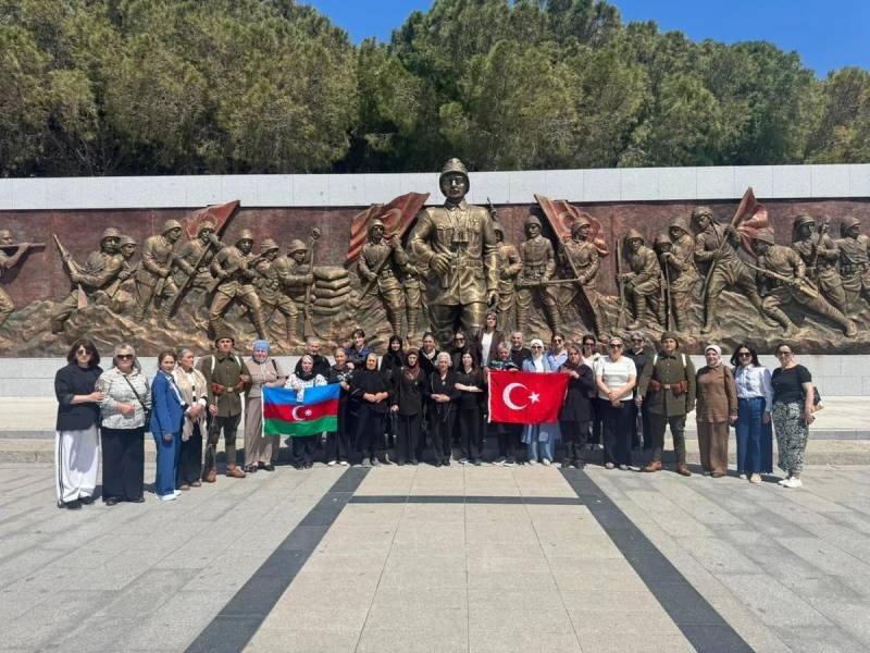 Şəhid ailələri Türkiyənin Çanaqqala şəhərini ziyarət edib -
