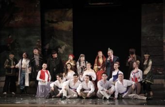 “Şərqin qapısı” festivalında Rus Dram Teatrının tamaşası maraqla qarşılanıb -