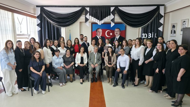 Siyavuş Kərimi Ordubad Şəhər İncəsənət Məktəbinin kollektivi ilə görüşüb -