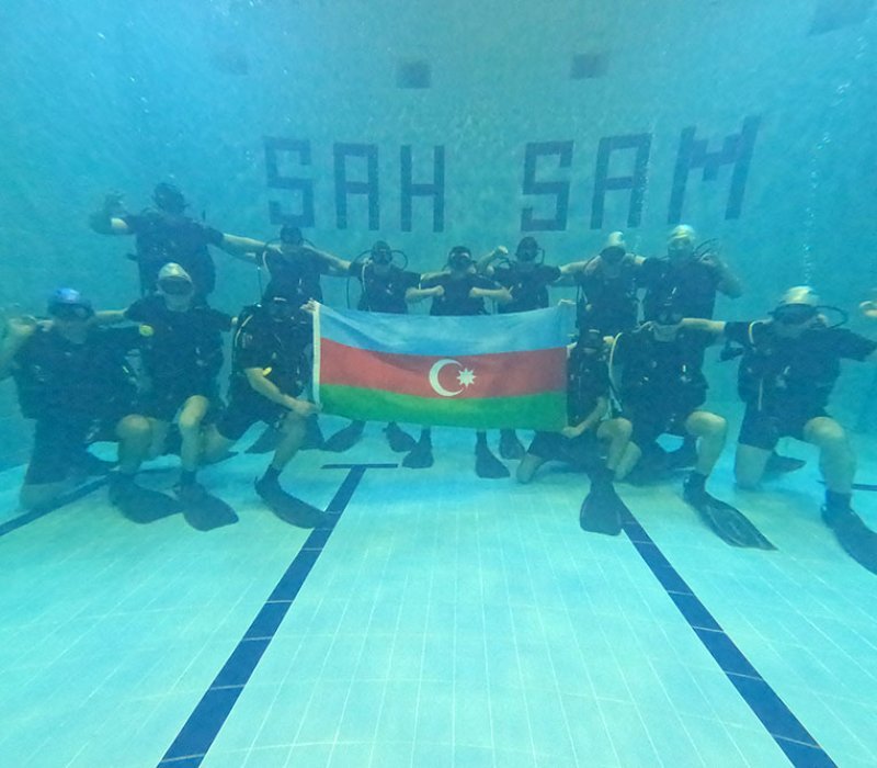 "Təməl dalğıc kursu"nun növbəti buraxılış mərasimi keçirilib