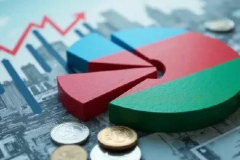 Azərbaycan əhalisinin gəlirləri 10 %-dən çox artıb