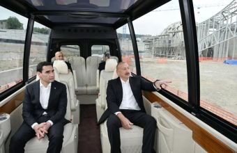 Azərbaycan və Türkmənistan prezidentləri Şuşa məscidində tikinti işlərinin gedişi ilə tanış olublar -