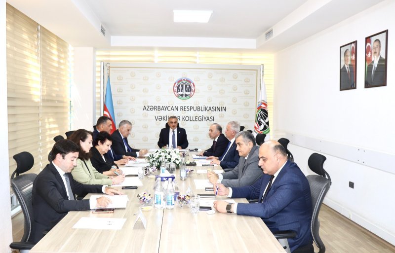 Bir vəkil Kollegiyadan xaric edildi, 5-i cərimələndi
