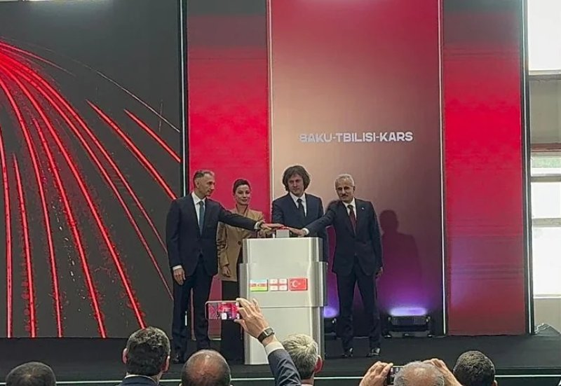 BTQ dəmir yolu xəttinin modernləşdirilmədən sonra rəsmi açılışı keçirilib -