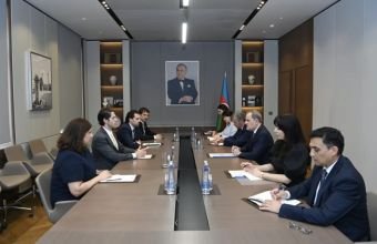Ceyhun Bayramov Ben Blək ilə görüşüb