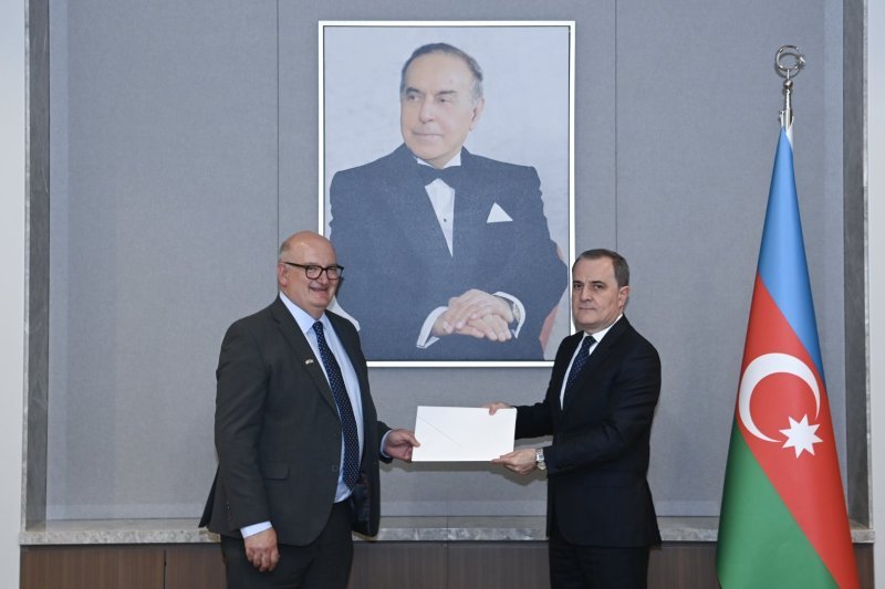 Ceyhun Bayramov Dankan Normanı qəbul edib