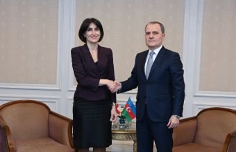 Ceyhun Bayramov  Maka Boçorişvili ilə görüşüb