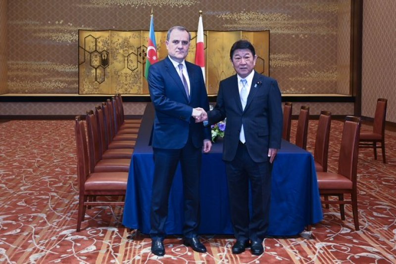 Ceyhun Bayramov Toşimitsu Moteqi ilə görüşüb