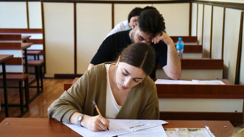 Doktorantura və dissertanturaya qəbul imtahanının tarixləri müəyyənləşib