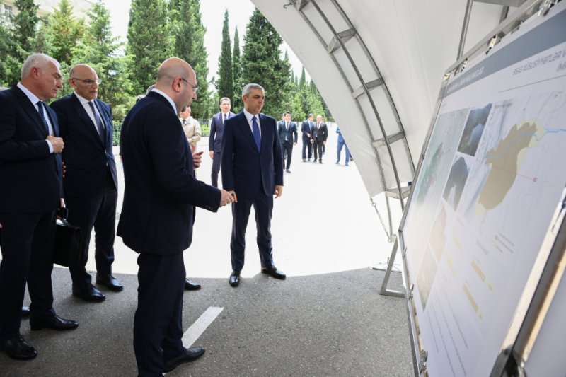 Əlaqələndirmə Qərargahının iclasının iştirakçıları Ağdərə şəhərinin Baş planı ilə tanış olublar -