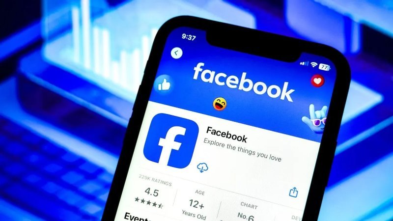 "Facebook" son 3 ayda Azərbaycandakı bazar payının 45 %-ni itirib