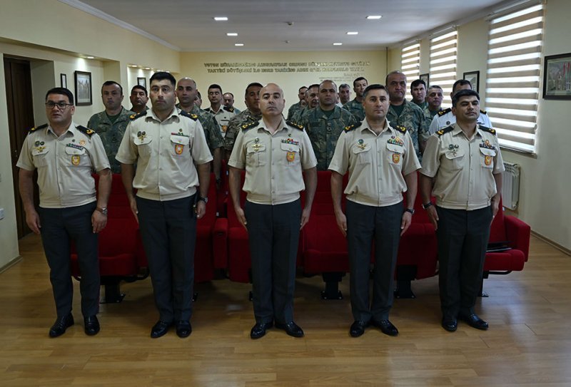 Hərbi Polis İdarəsində qoşun xidmətinin təşkilinə dair seminar keçirilib