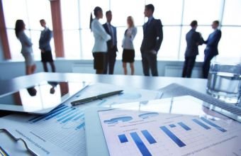 Maliyyə sektorunda peşəkar sertifikatlaşdırma çərçivəsi təsdiqlənib