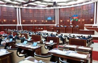 Milli Məclisin növbədənkənar sessiyasının ilk iclası keçirilir