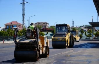 Naxçıvan avtobus parkında asfalt örtüyü yenilənir -