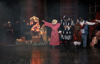 Naxçıvan Dövlət Milli Dram Teatrı teatr mövsümünü başa vurub -