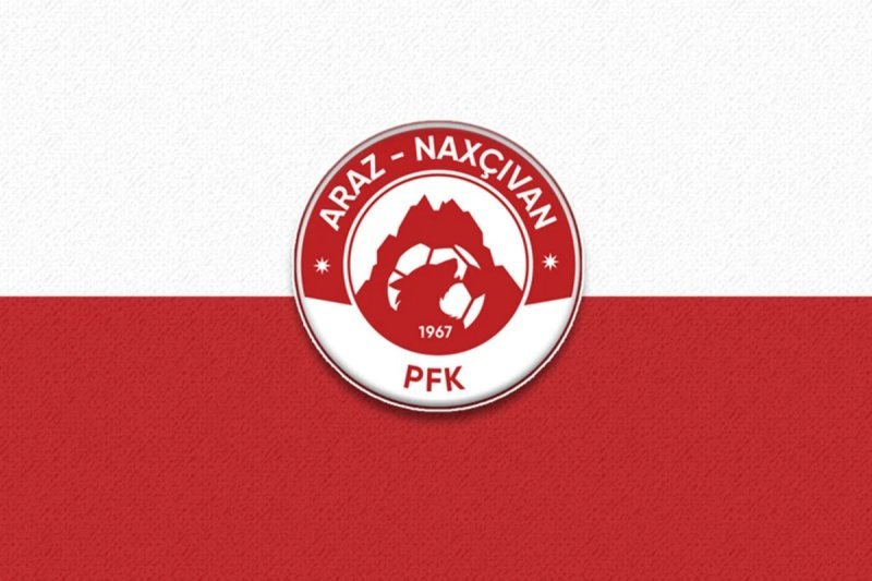 Naxçıvan təmsilçisi daha bir futbolçu ilə müqaviləni yenilədi
