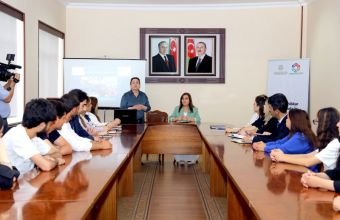 Naxçıvanda “İctimai İnkişafın Aspektləri” mövzusunda ustad dərsi keçirilib -