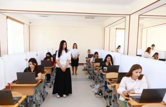 Naxçıvanda təhsilverənlərin sertifikatlaşdırılmasının test mərhələsi davam edir -