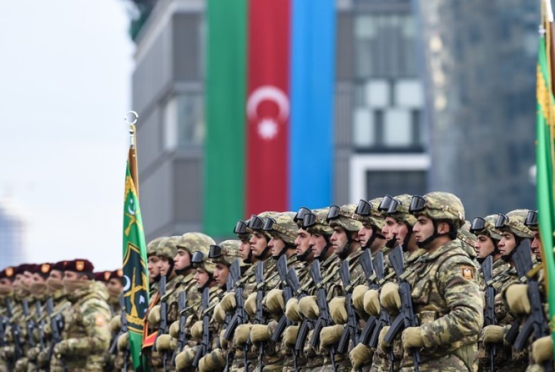Orduya gedən diplomatlara əlavə müavinət və imtiyazlar veriləcək