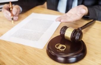 Ötən il 20 ildən çox davam edən nikahlar arasında neçə boşanma olub?