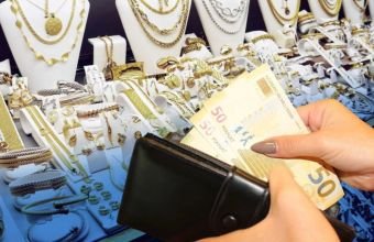 Qızıl və gümüş bazarında qiymətlər dəyişib?