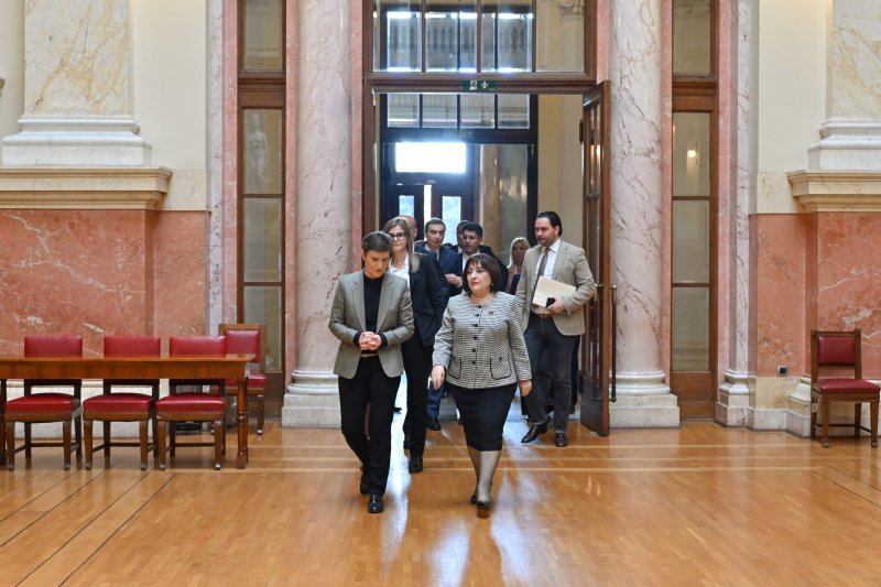 Sahibə Qafarova Ana Brnabiçlə görüşüb -