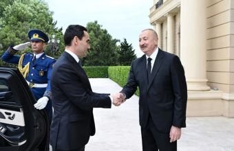 Sərdar Berdiməhəmmədovun Bakıda rəsmi qarşılanma mərasimi olub -