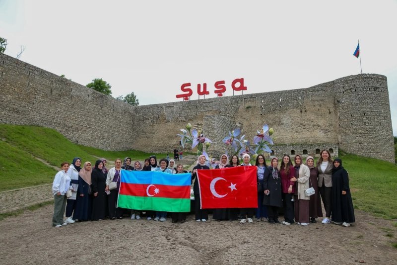 Türkiyə və Azərbaycanın şəhid ailələri Qarabağda