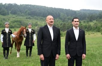 Türkmənistan Prezidentinə Qarabağ atı hədiyyə edilib -