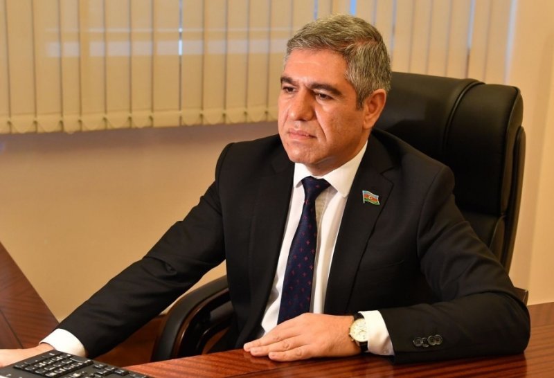 Vüqar Bayramov:  2021-2025-ci illərdə məcburi köçkünlərə 1,65 mlrd manat ayrılıb