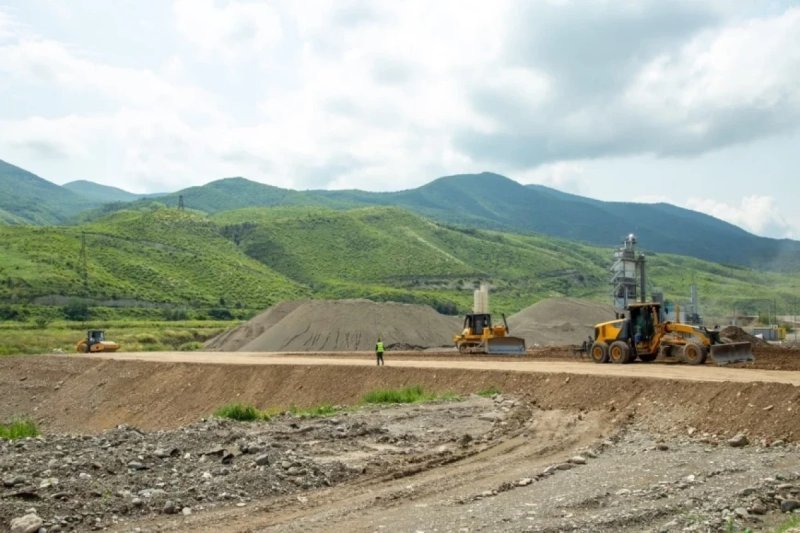 Ağdam–Xankəndi dəmir yolu xəttinin tikintisi sürətlə davam edir -