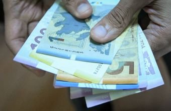 Azərbaycan əhalisinin gəlirləri 10 %-dən çox artıb