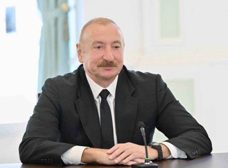 İlham Əliyev: Slovakiya ilə gündəliyimiz genişdir