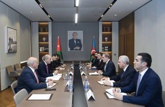 Azərbaycan və İordaniya XİN başçıları geniştərkibli görüş keçirib