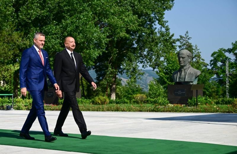 Azərbaycan və Slovakiya prezidentlərinin Şuşa görüşündən video paylaşılıb