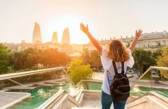 Azərbaycana turist axını 10 %-dən çox azalıb